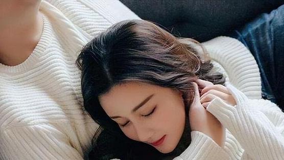 出轨妻子陈妩，道德伦理与情感纠葛的深度探讨