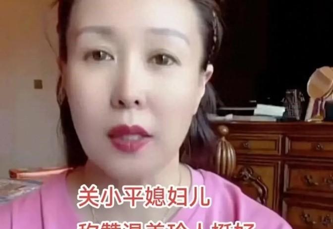 二人转温美玲最新，友情、欢笑与日常的温暖时光