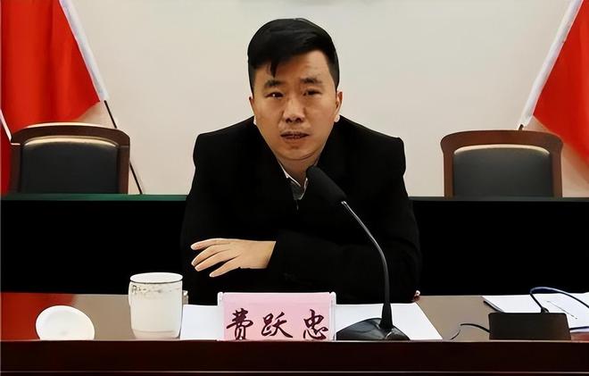 磐安县新任公安局局长亮相，重磅新闻关注新任局长风采✨