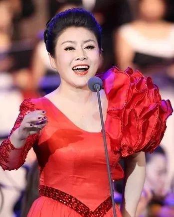 李明阳演员，小巷深处的独特探索——神秘特色小店的魅力面纱